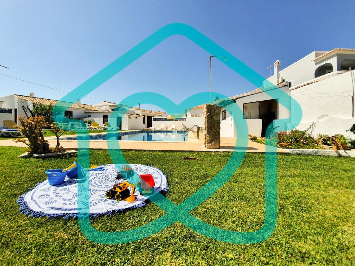 Villas2go2 Lisa